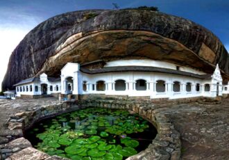 Dambulla Cave Temple