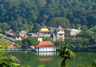 Kandy Lake